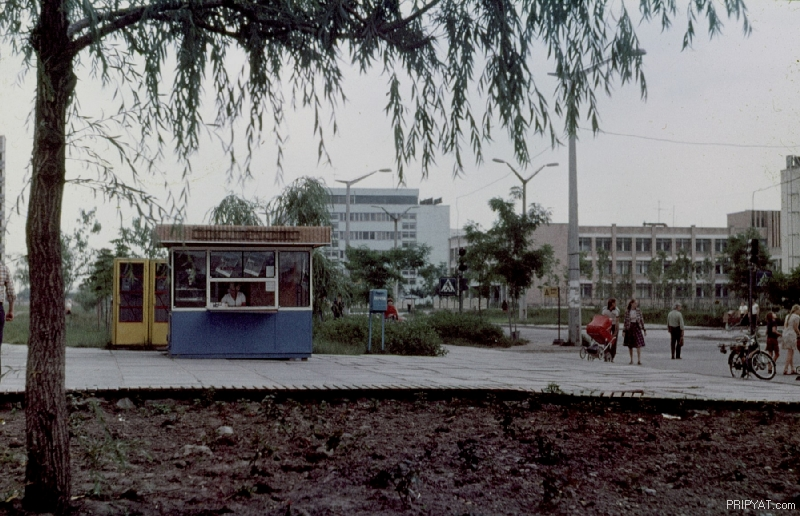 Illustration for article titled Photos Of Everyday Life In Pripyat Before The Chernobyl Disaster